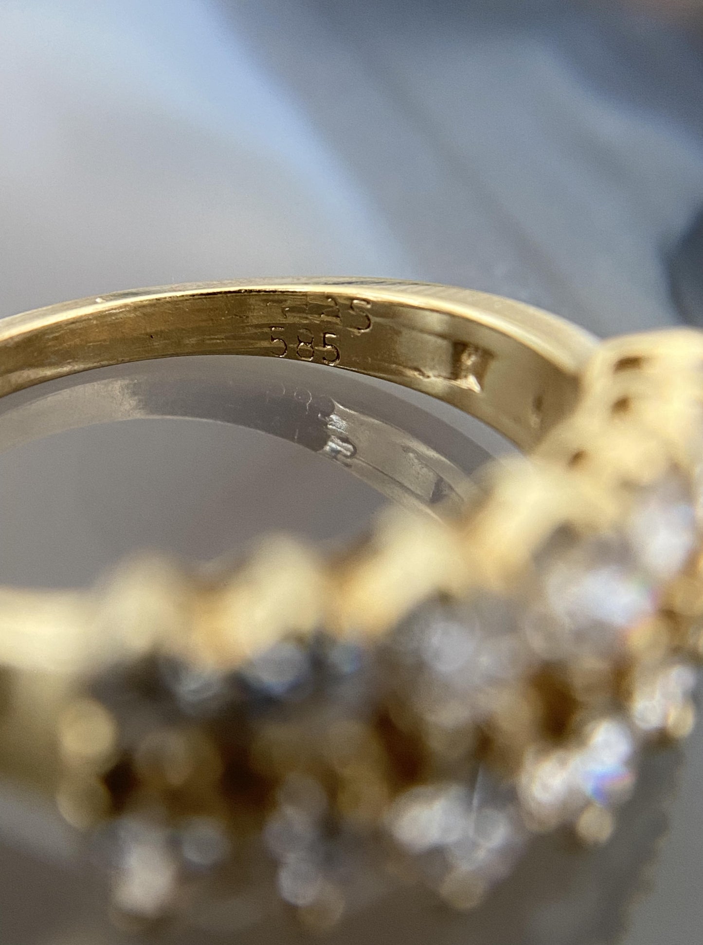 Estate Scallop Diamond Band