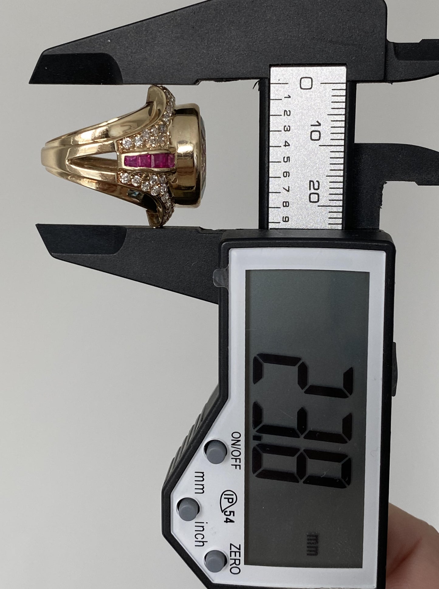 14K Estate Statement Aquamarine Submarine Ring