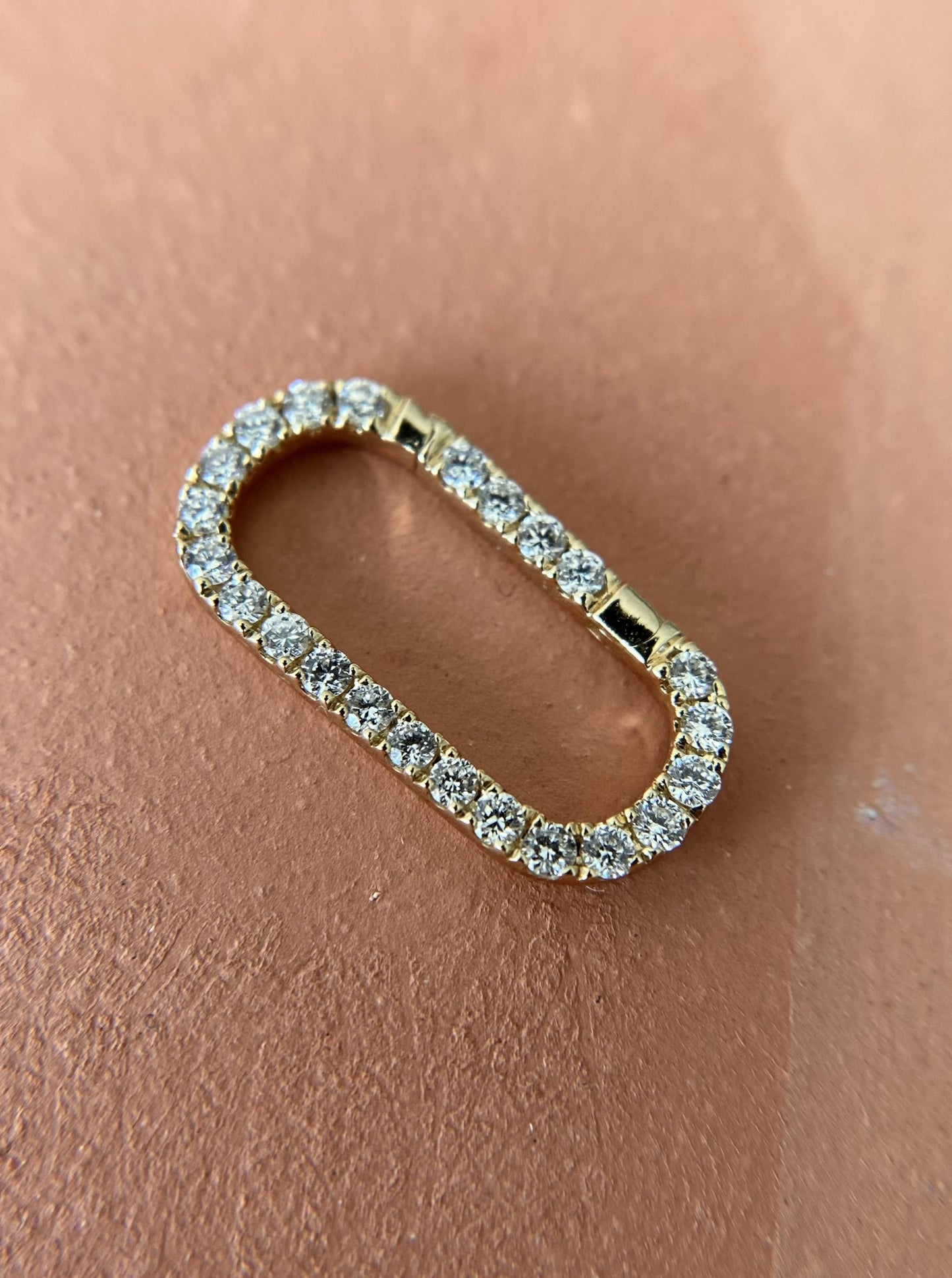 Oval Diamond Connector