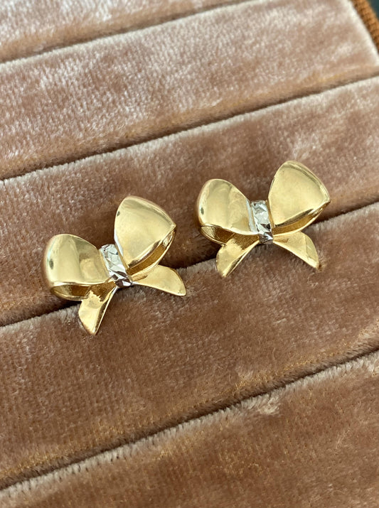 14K Bowtie Studs