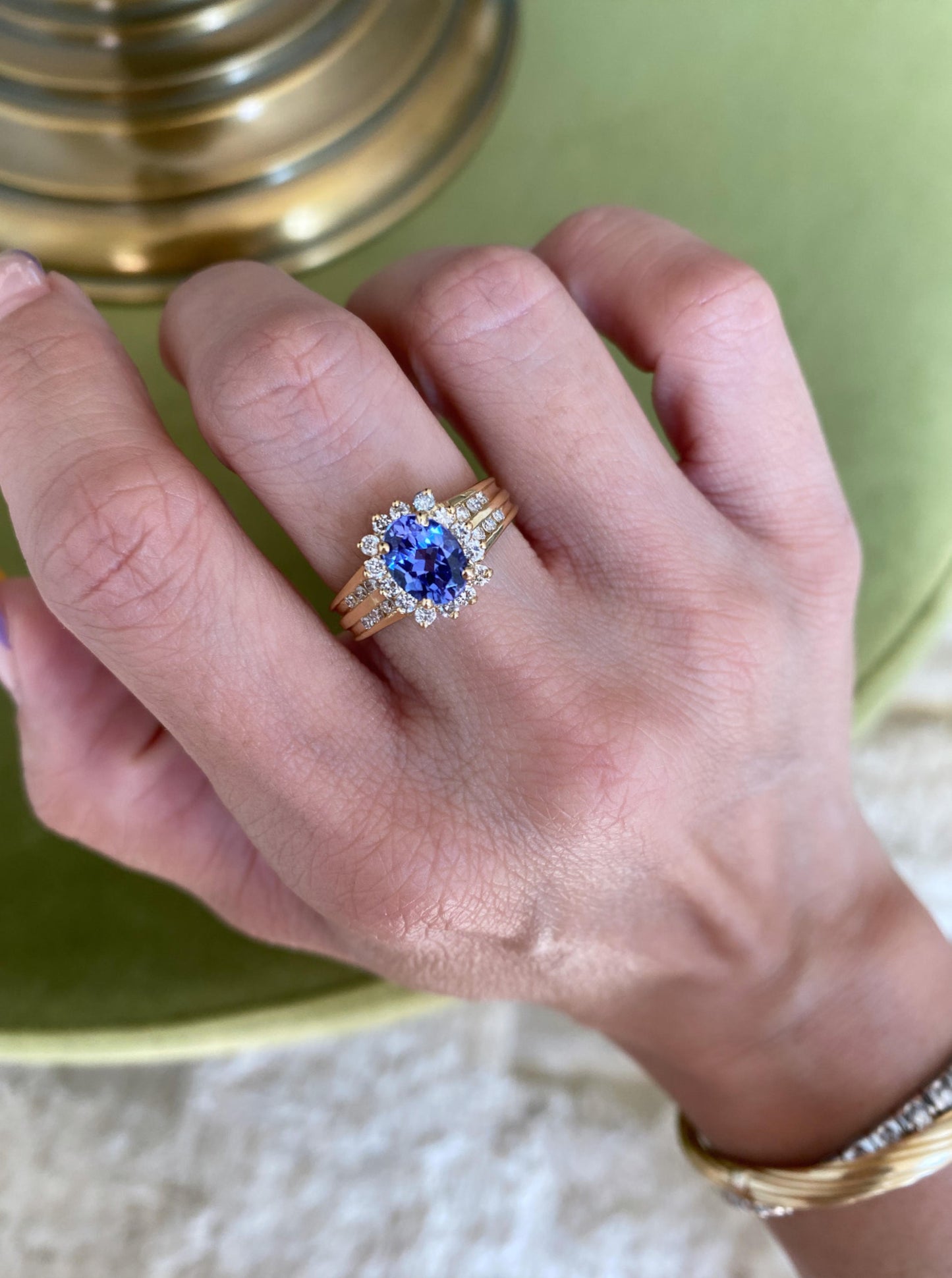 18K Tanzanite Ring