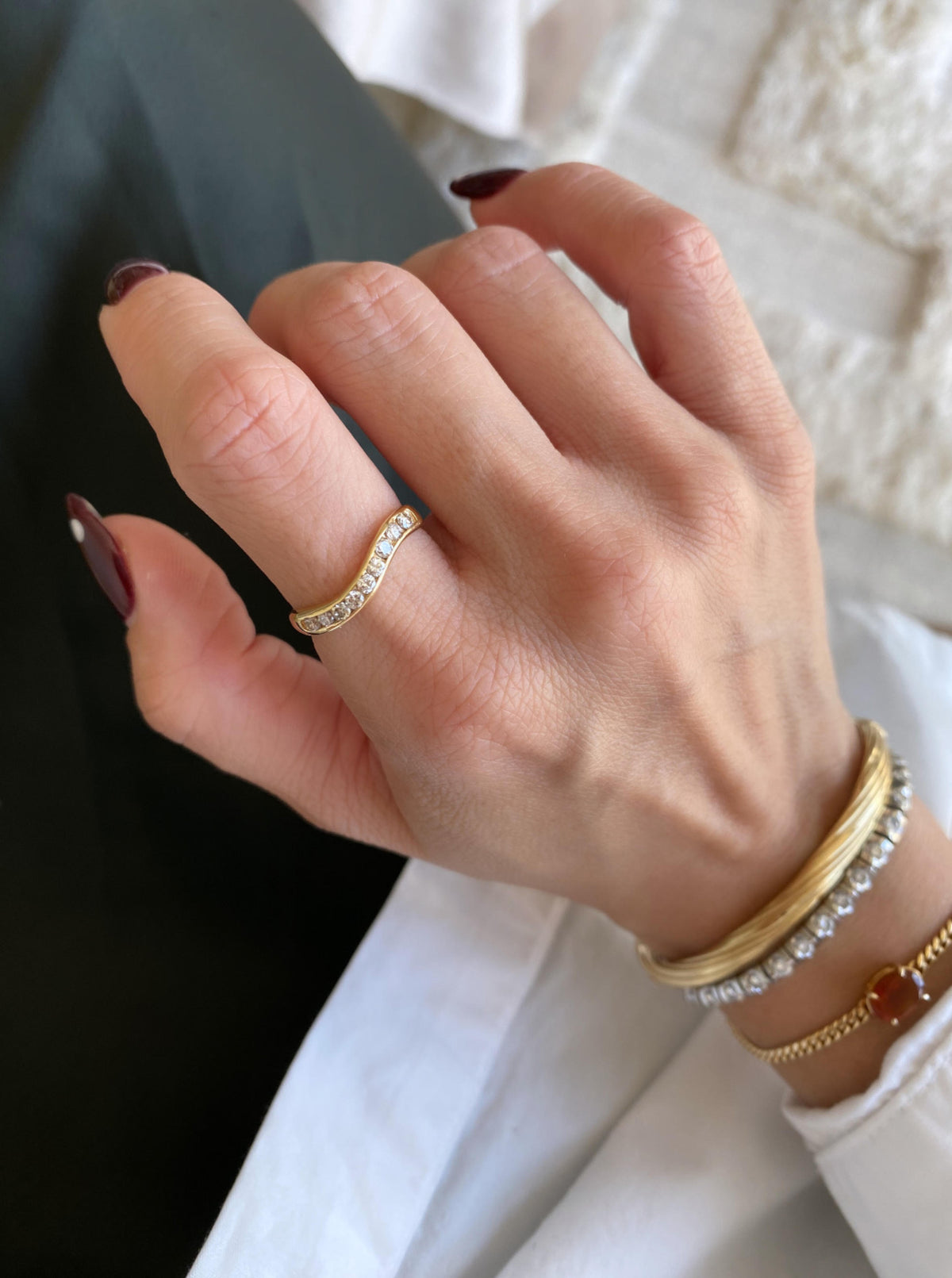 Vintage Wavy Diamond Band