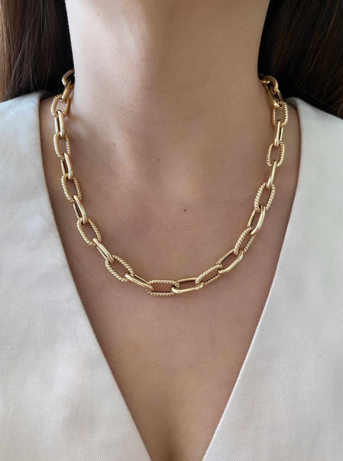 Bold Smooth & Rope Link Chain With Large Clasp