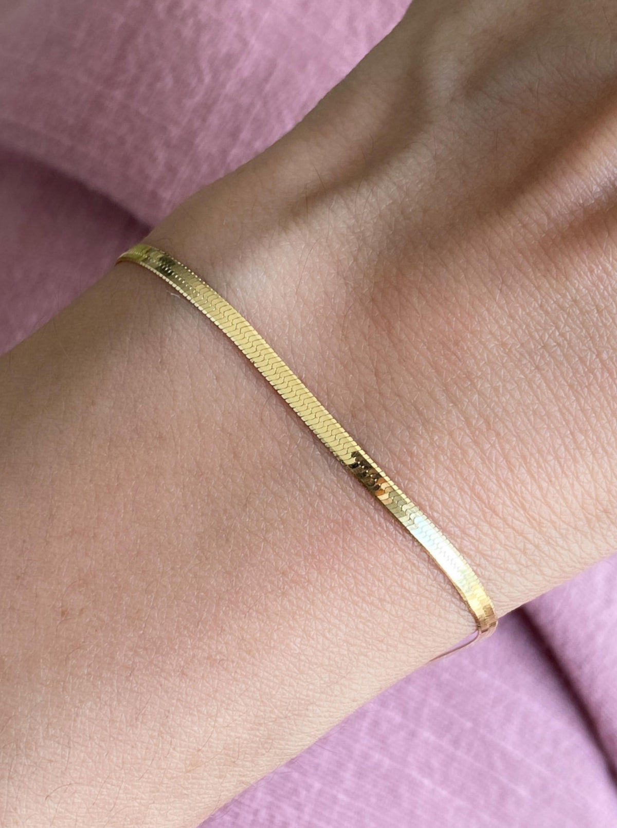 Thin Herringbone Chain Bracelet (1.9mm)