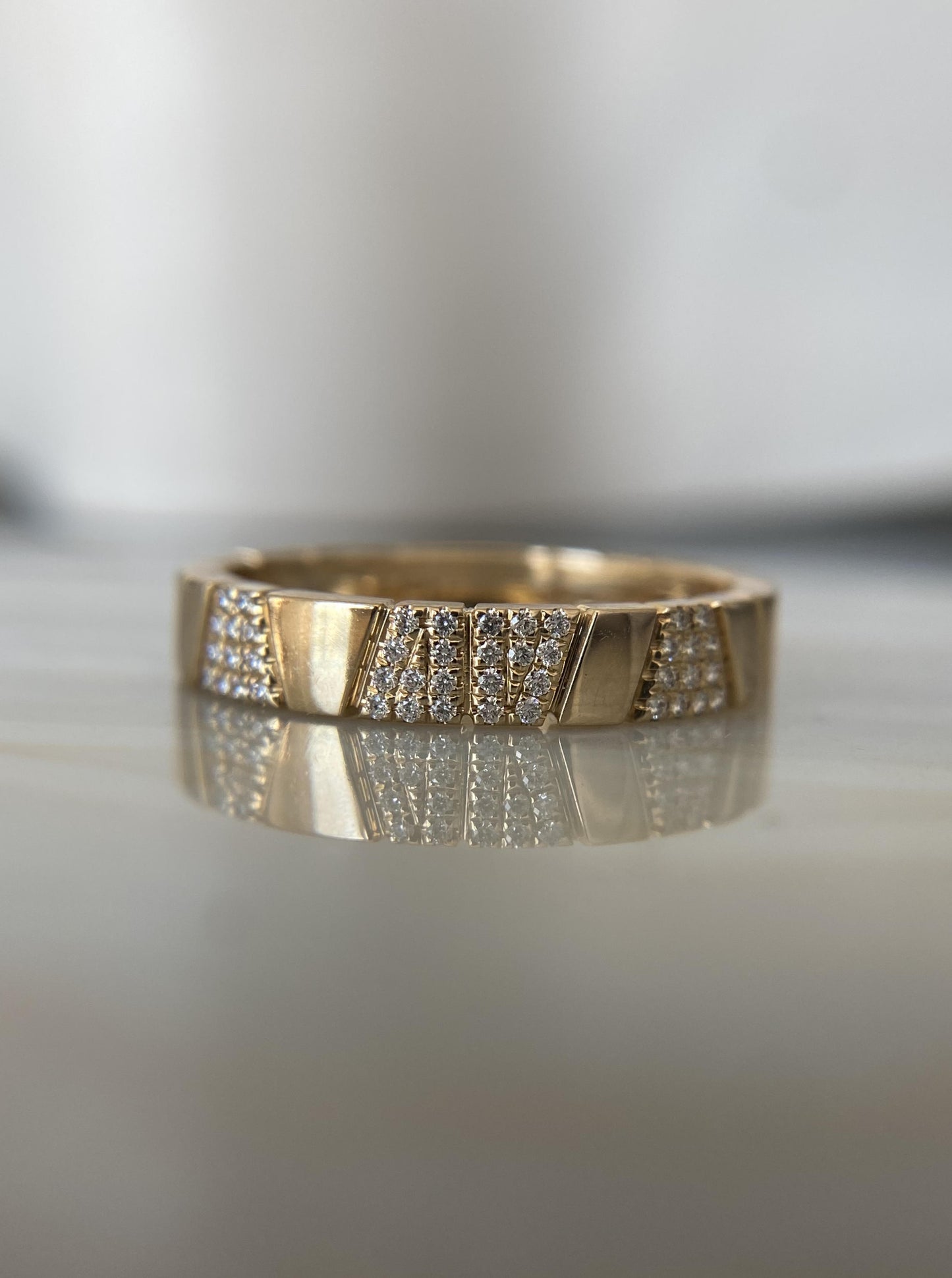 Geometric Cluster Diamond Band