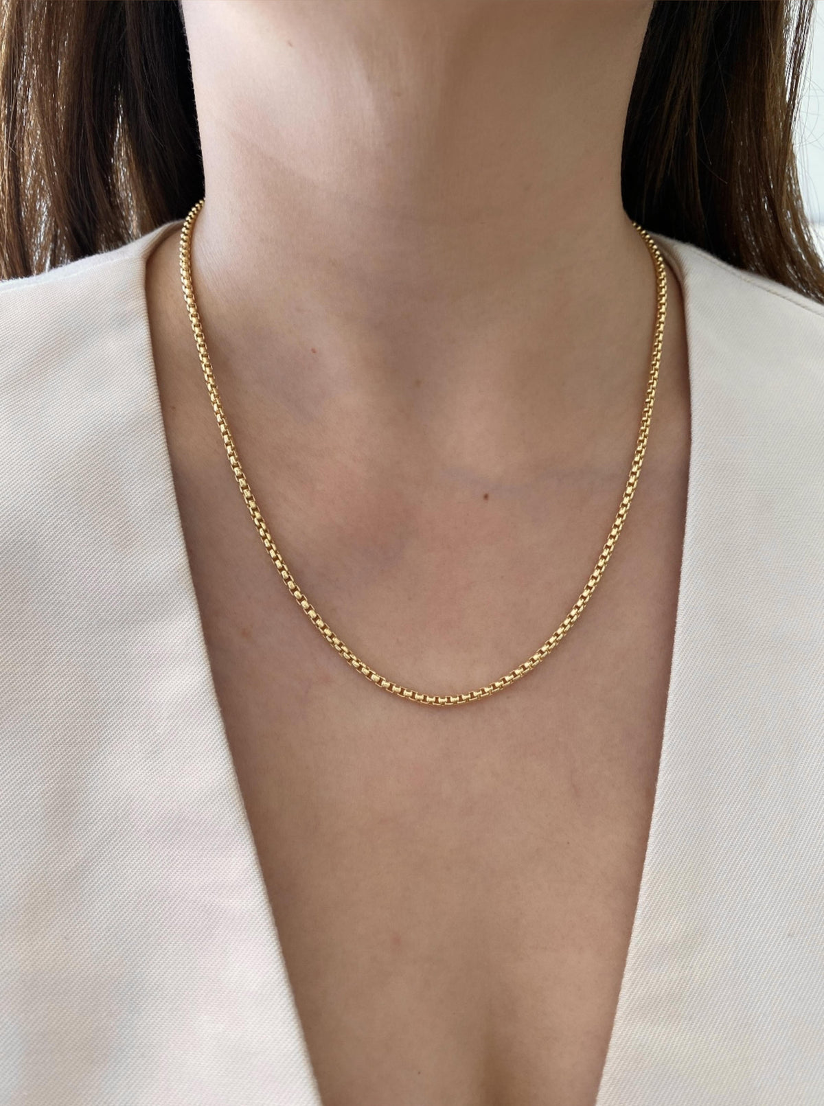 18" Round Box Chain