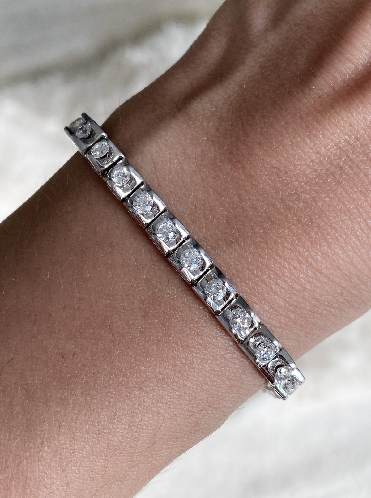Structure Diamond Bracelet