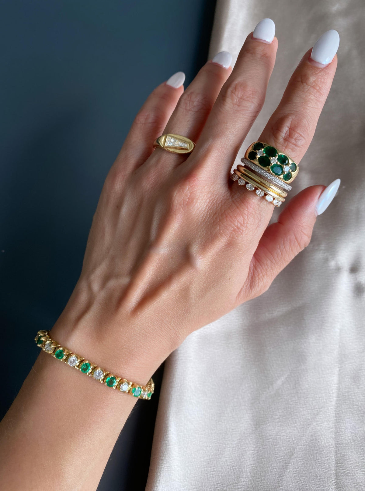 Round Emerald & Diamond Bracelet