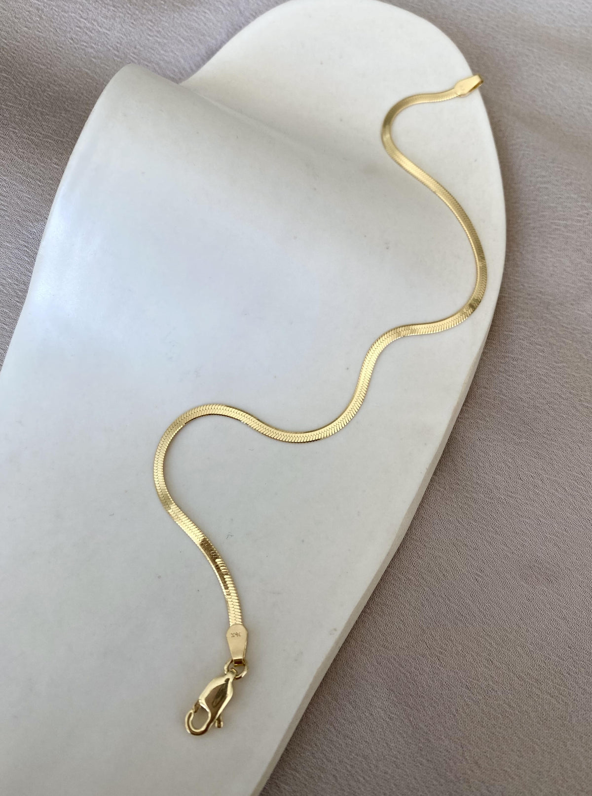 Thin Herringbone Chain Bracelet (1.9mm)