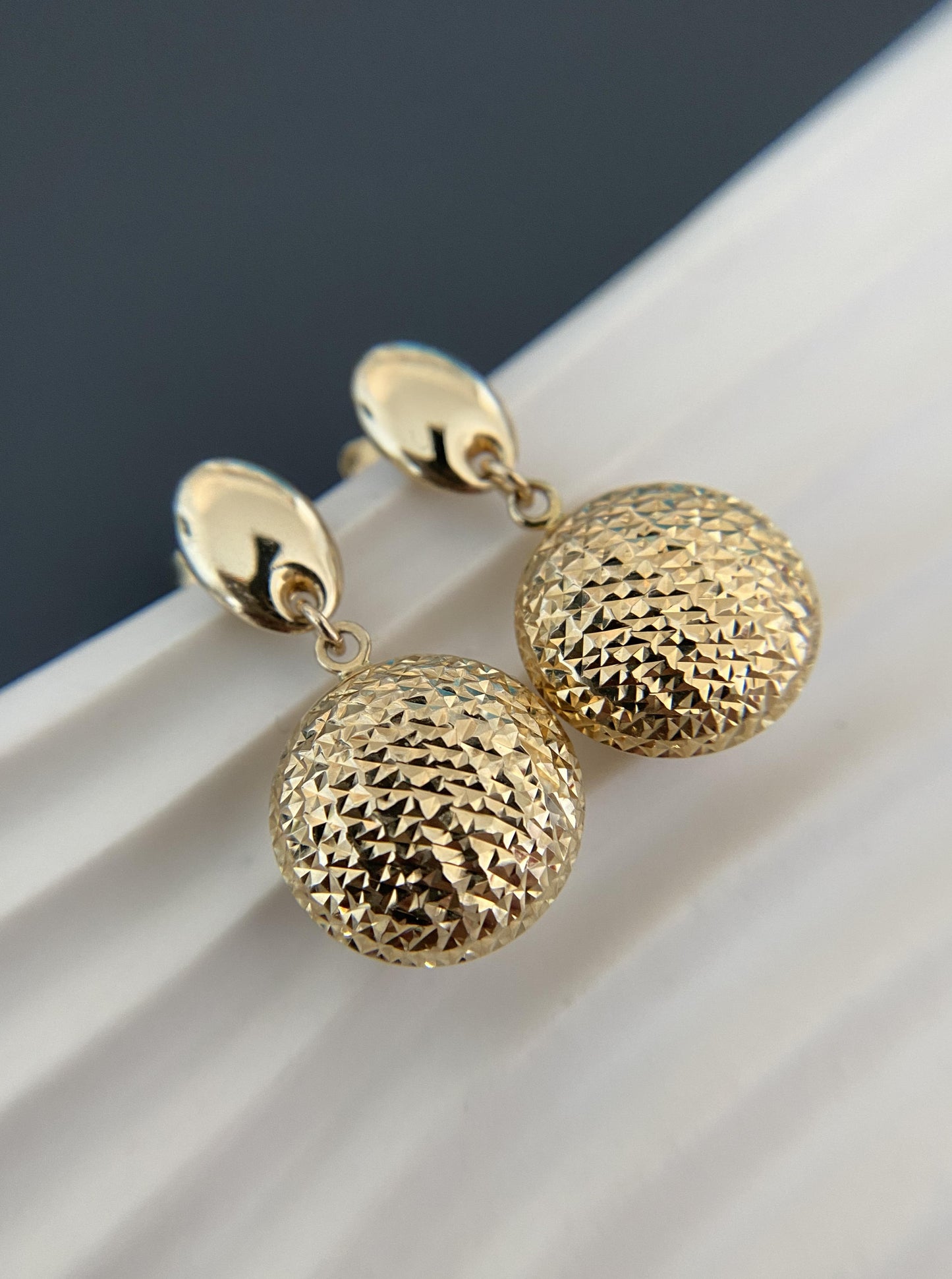 Pineapple Diamond Cut Dangle Earring