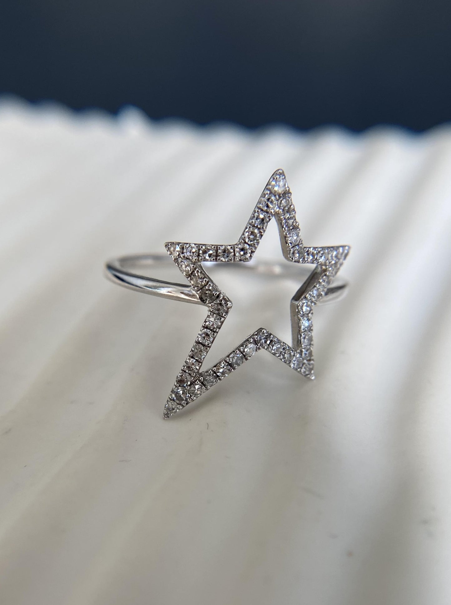 Star Diamond Ring