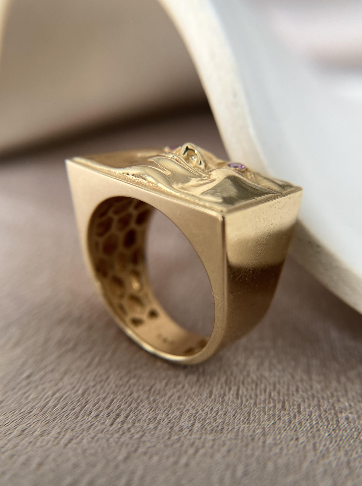 18K Face Ring Band
