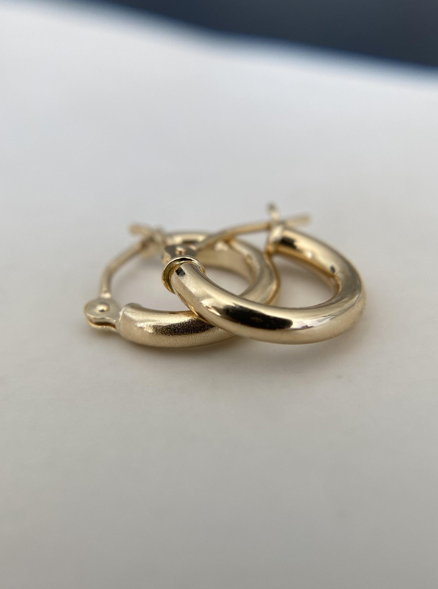 Smooth Small Hoops