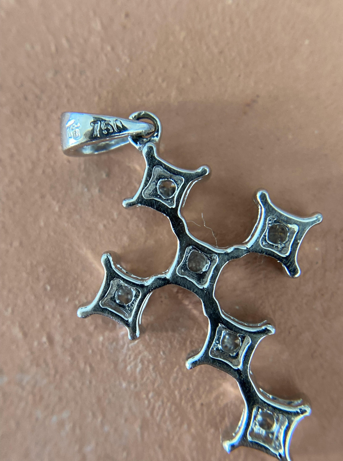 18K White Gold Diamond Cross Pendant