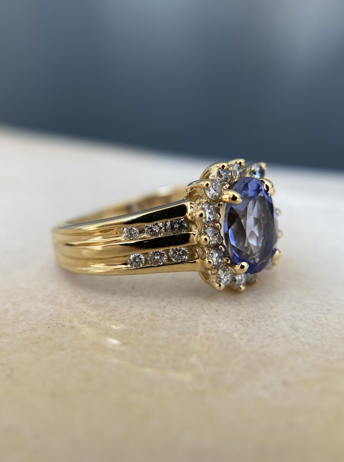 18K Tanzanite Ring