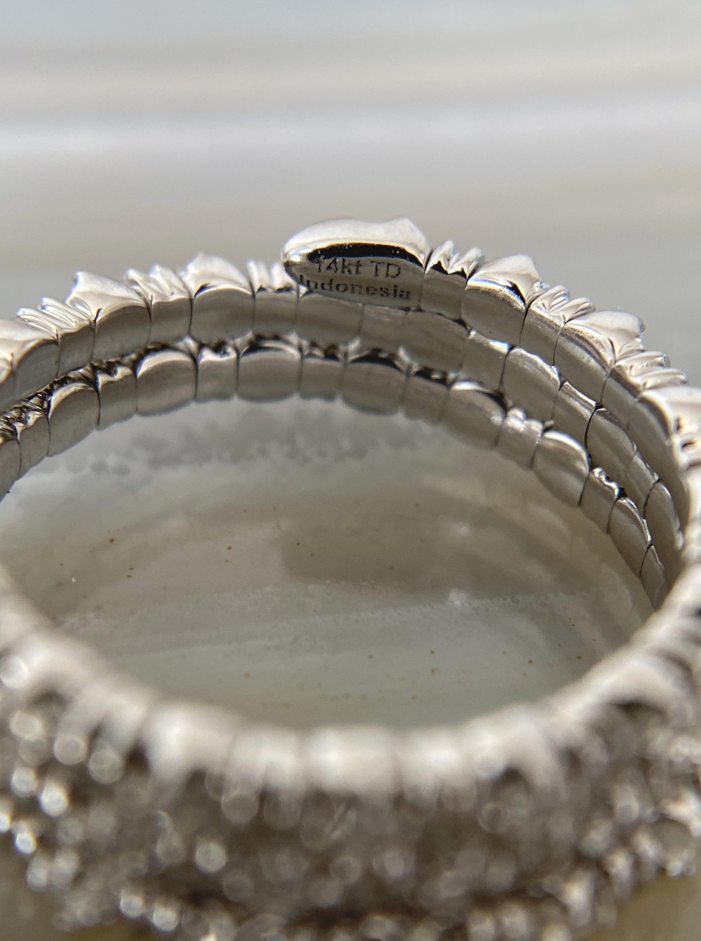 White Gold Wire Diamond Ring