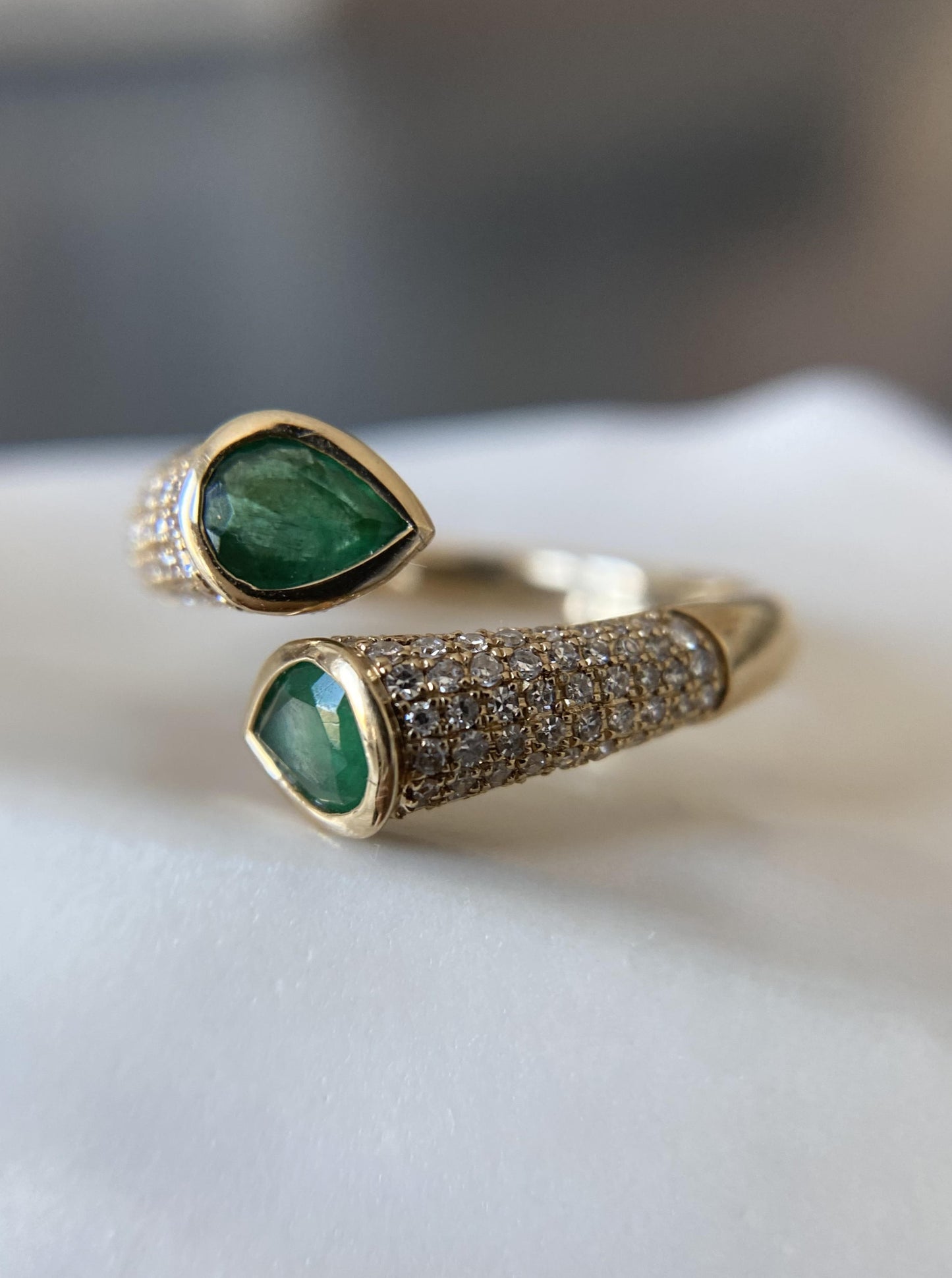 Open Emerald Toi Et Moi Ring