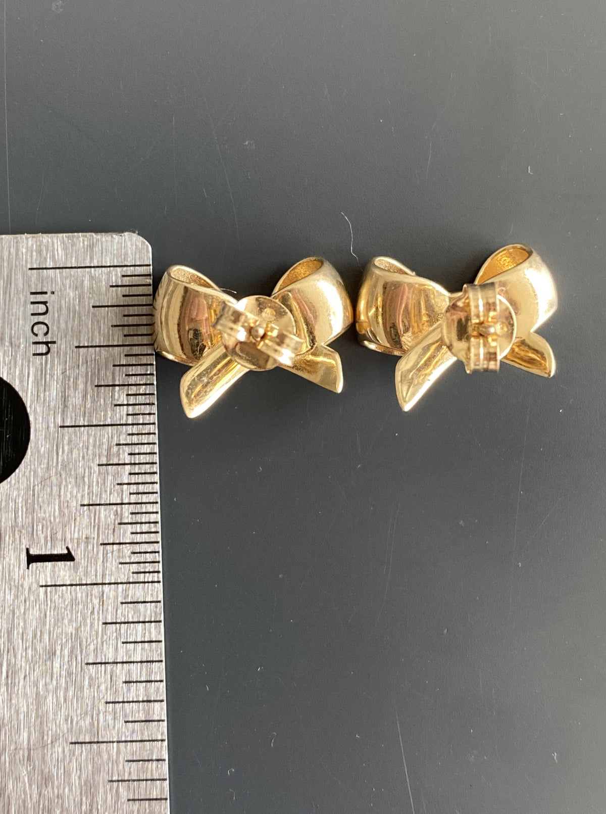 14K Bowtie Studs