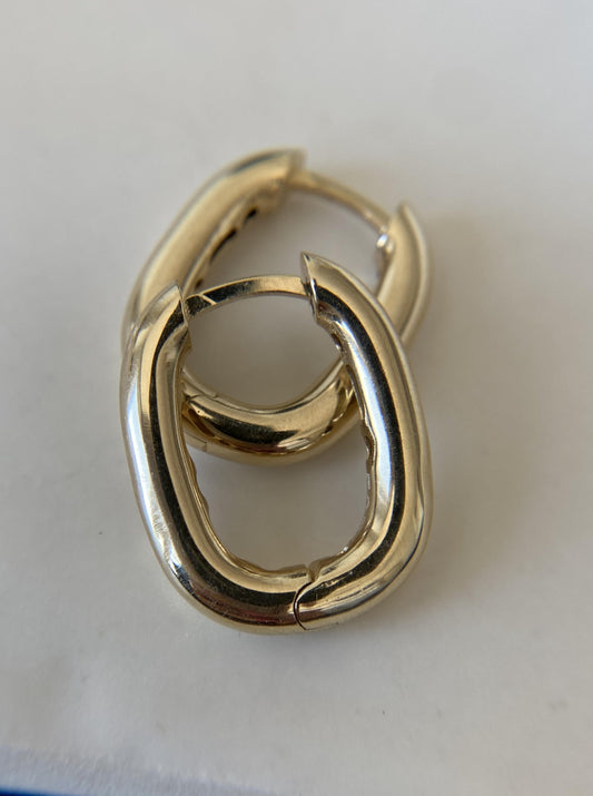 Semi Chunky Oval Hoops