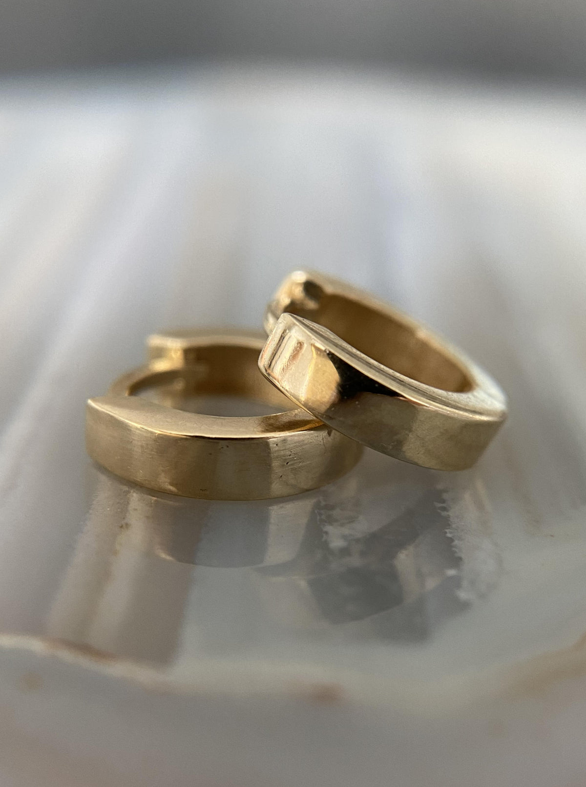 14K Flat Edge Huggies