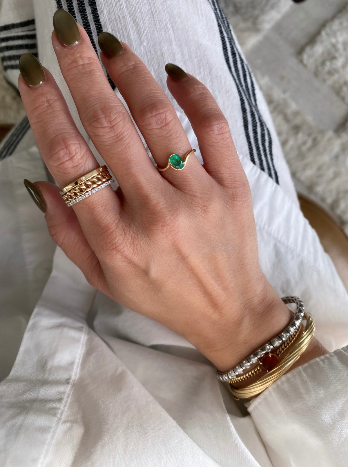 Emerald Wavy Pinky Ring