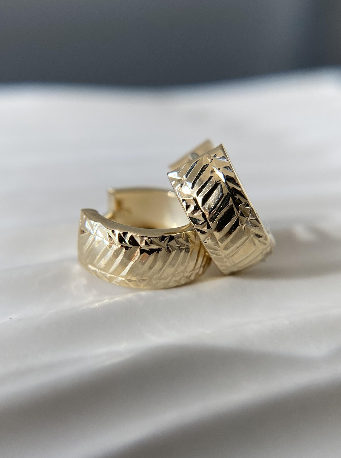 Diamond Cut Chunky Huggies