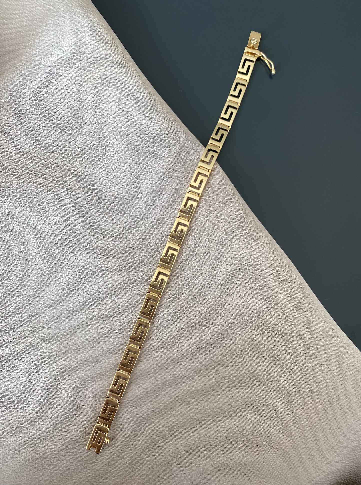 14K Greek Pattern Bracelet