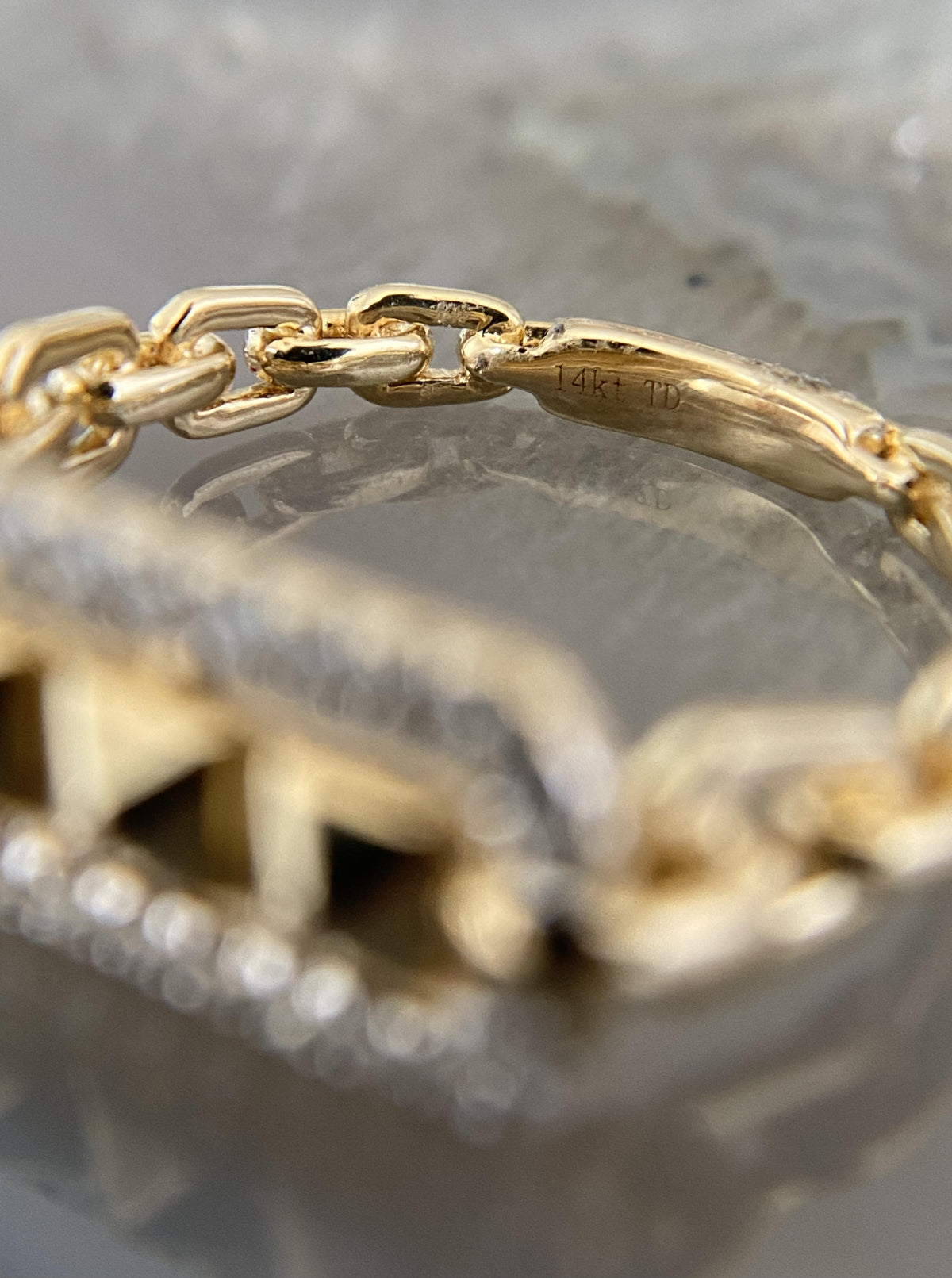 14K Diamond Pyramids Halo Band