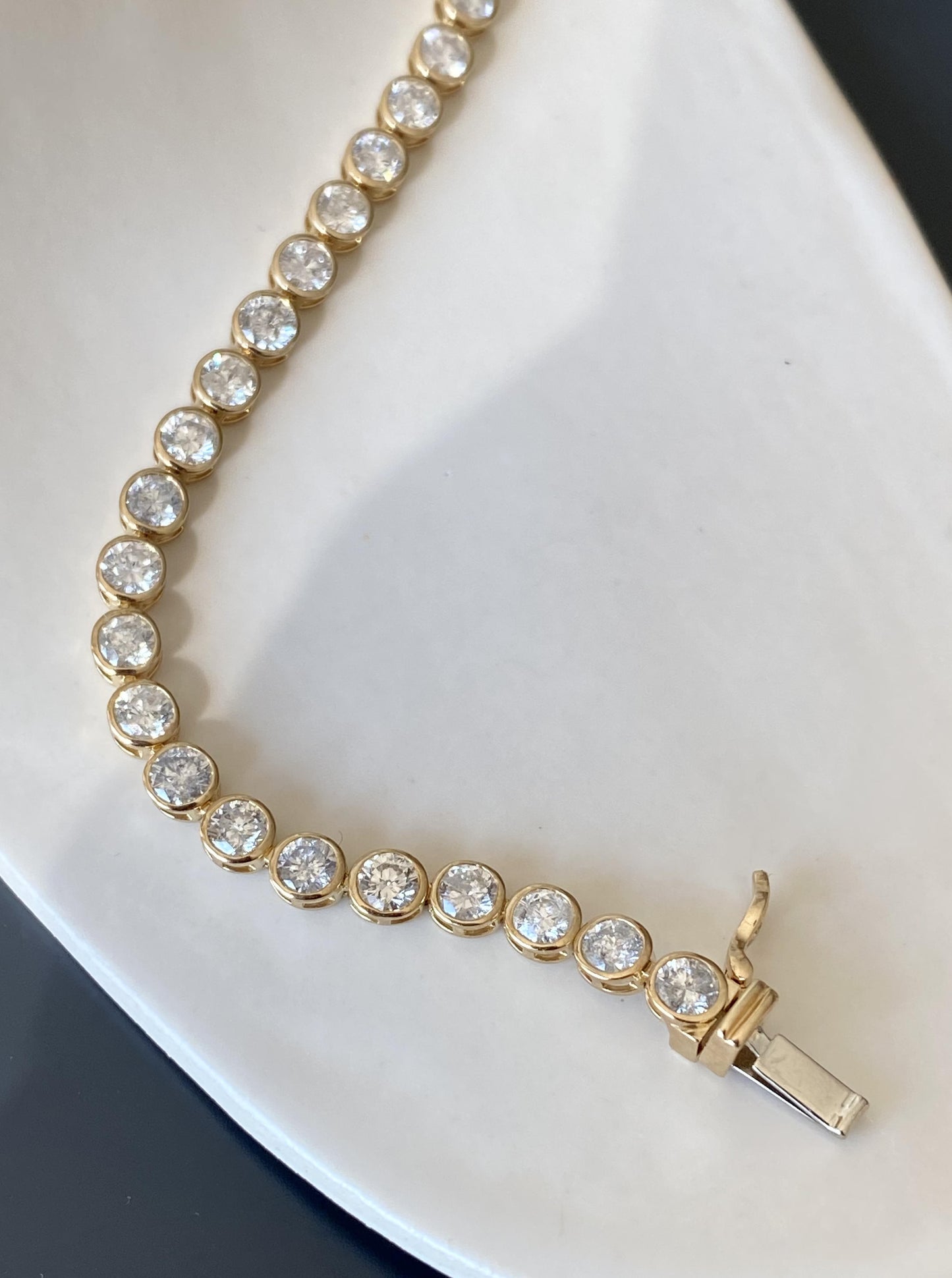 Bezel Tennis Diamond Bracelet