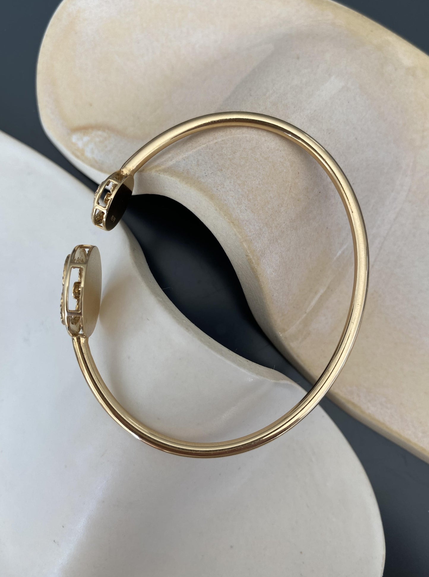 Holographoic Floral Bangle