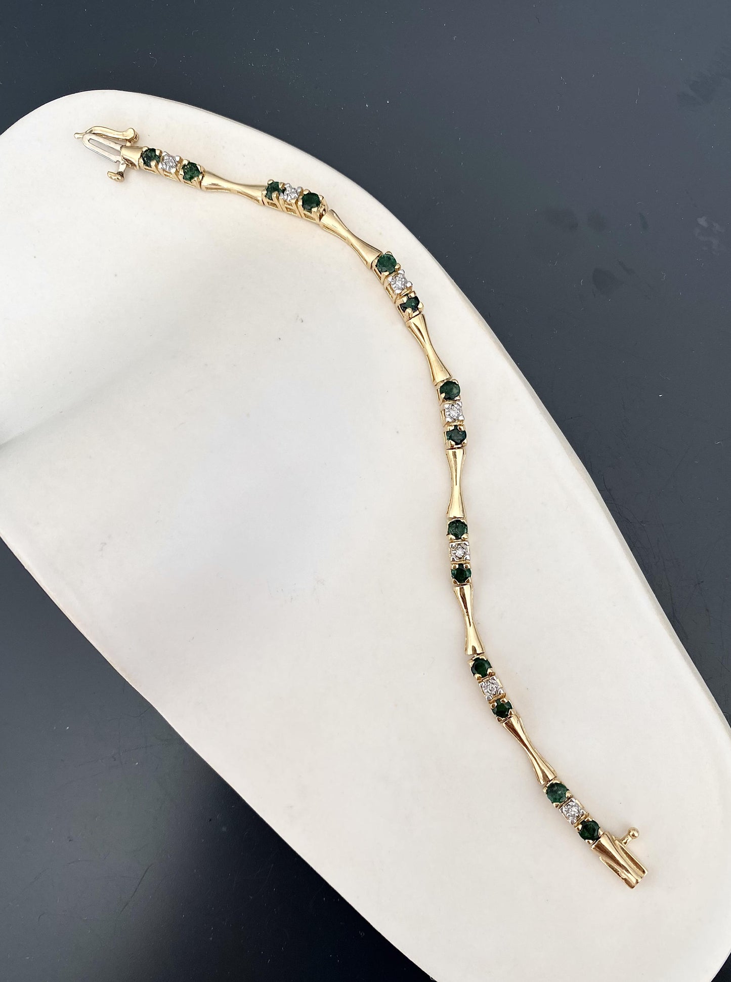 Pre Loved Bow Tie Emerald Bracelet