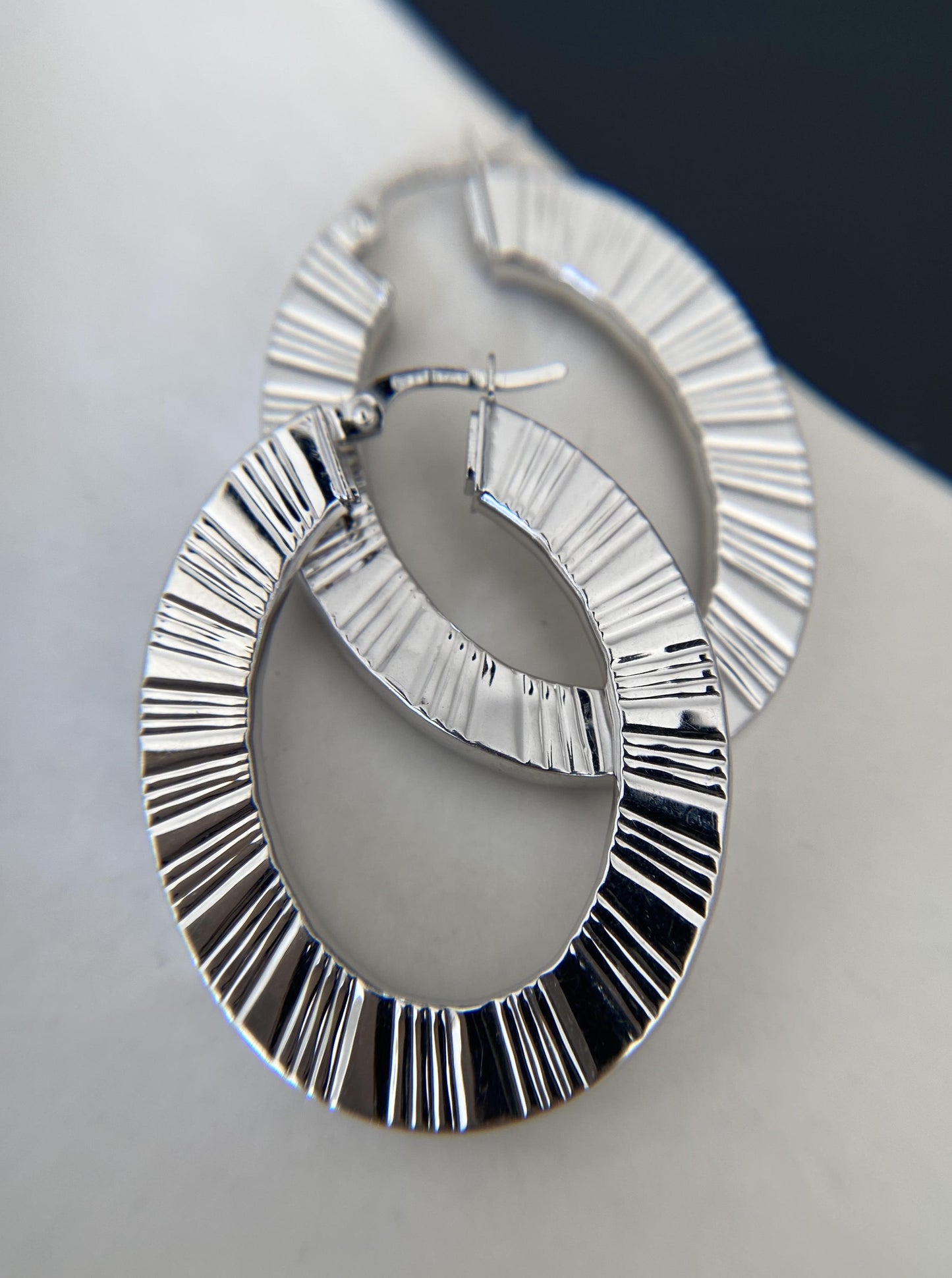 14k White Gold Diamond Cut Oval Hoops