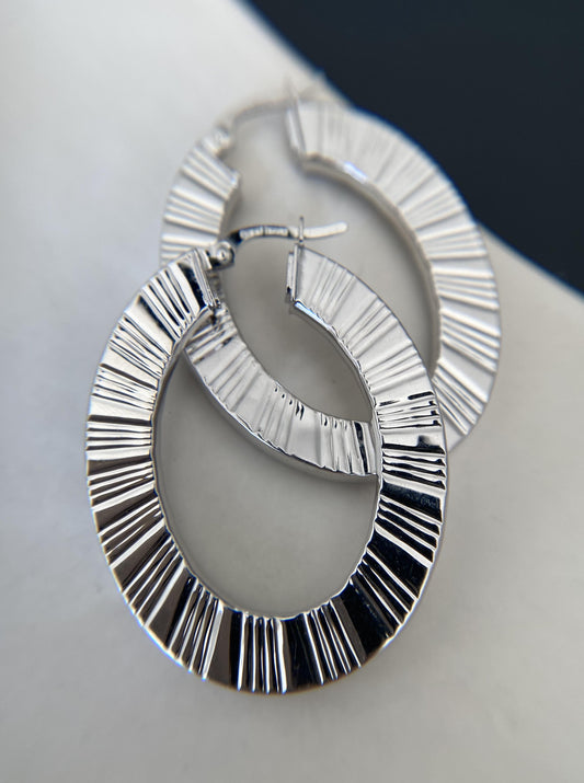 14k White Gold Diamond Cut Oval Hoops