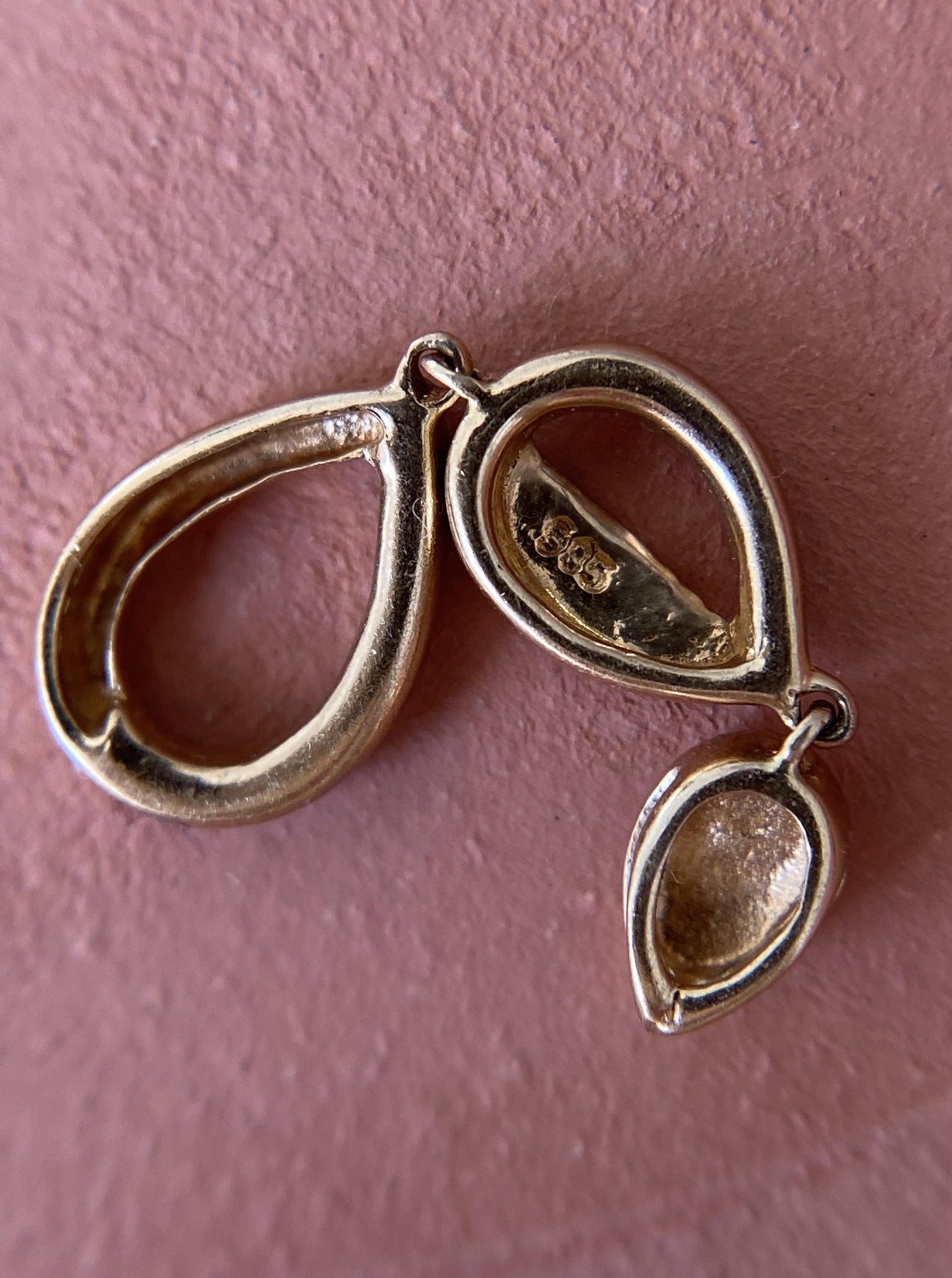 Vintage Triple Pear Shape Diamond Pendant