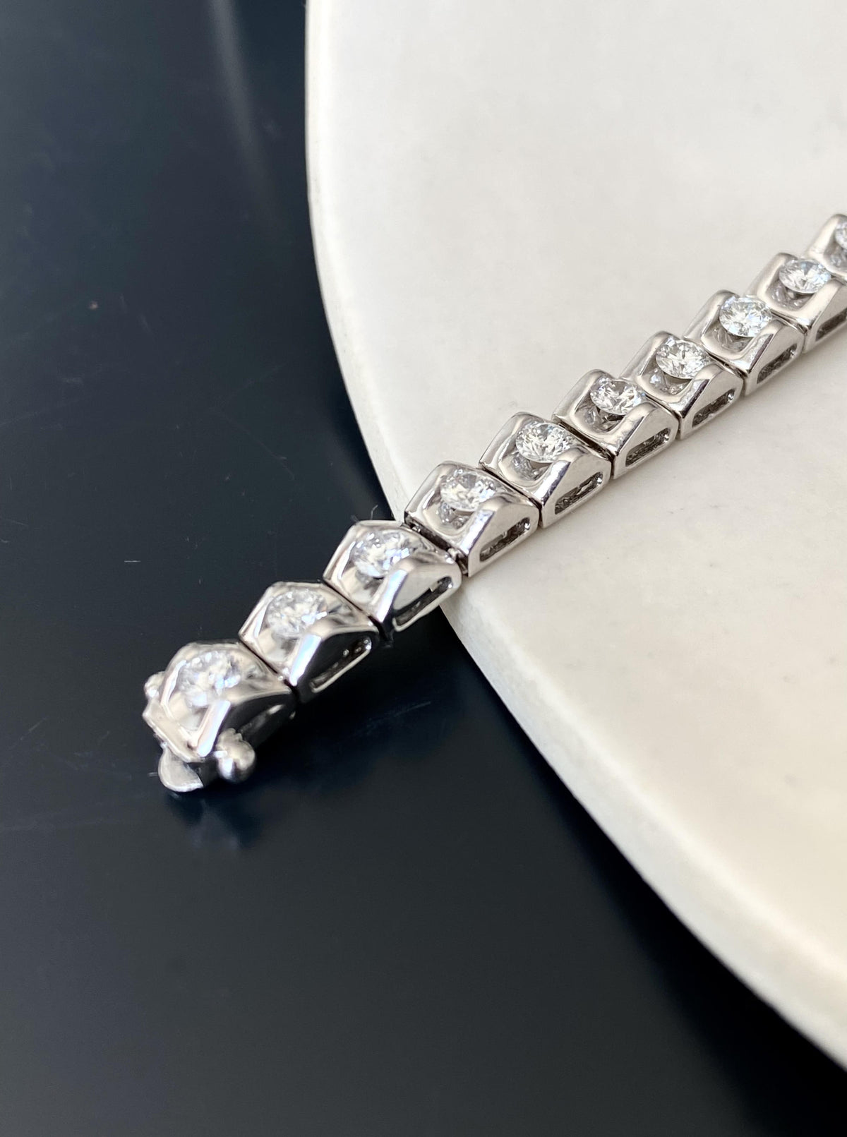 Structure Diamond Bracelet