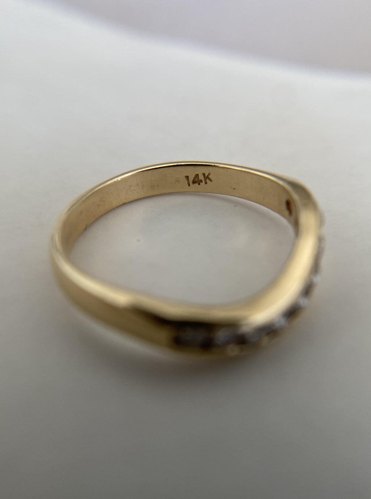 Vintage Wavy Diamond Band