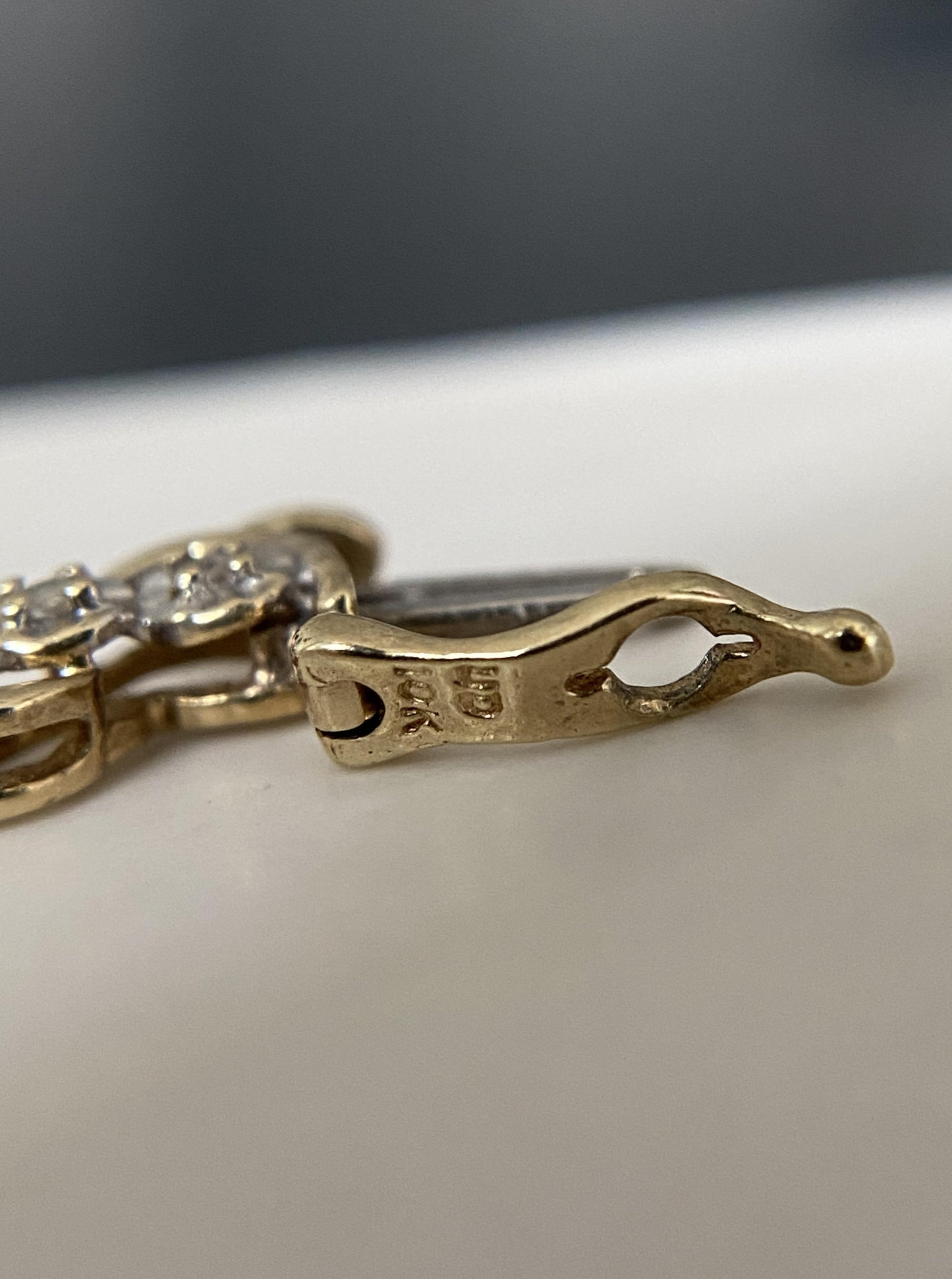 10K Vintage Diamond Bracelet
