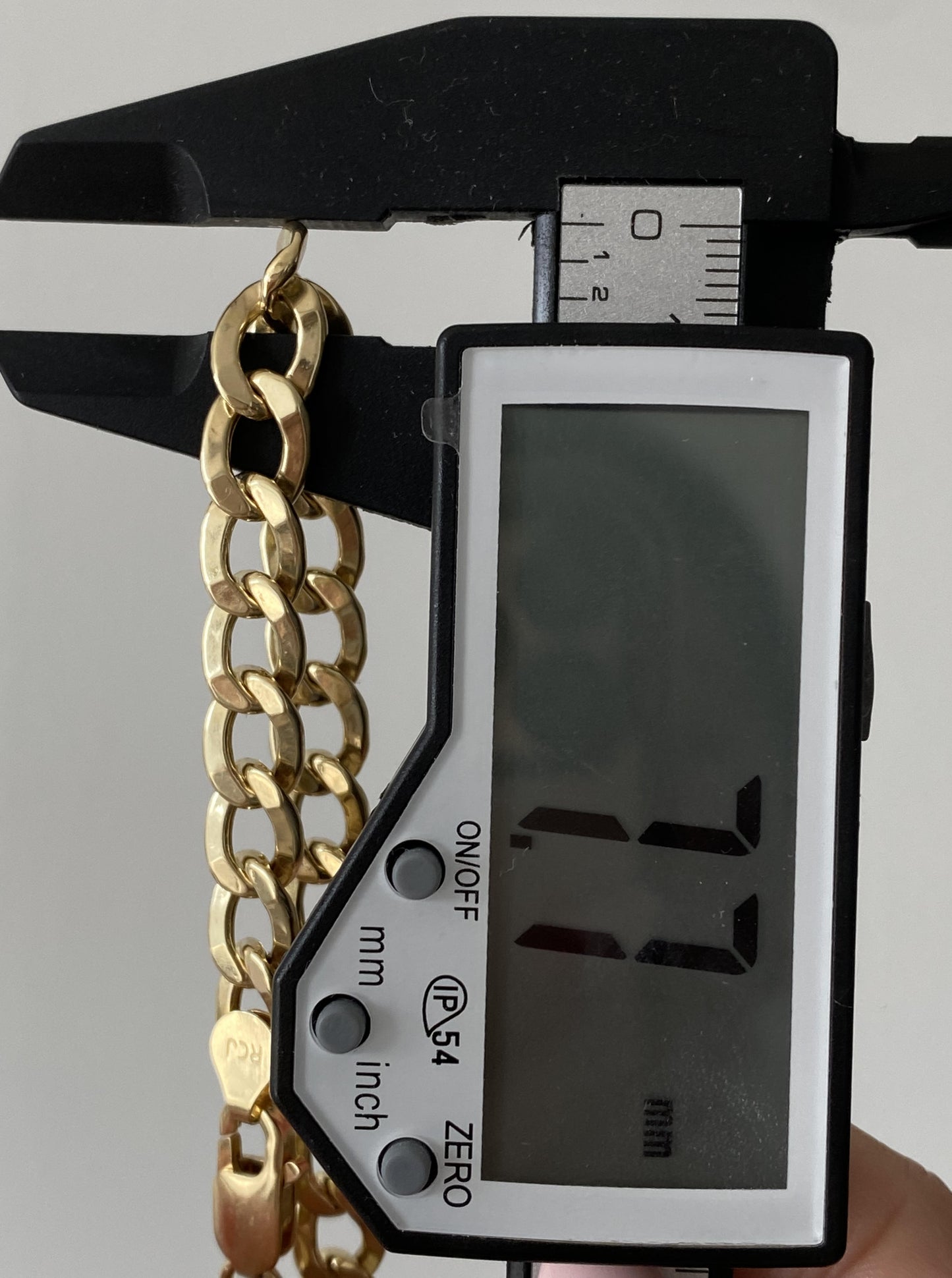 Statement Cuban Chain (18" inches)