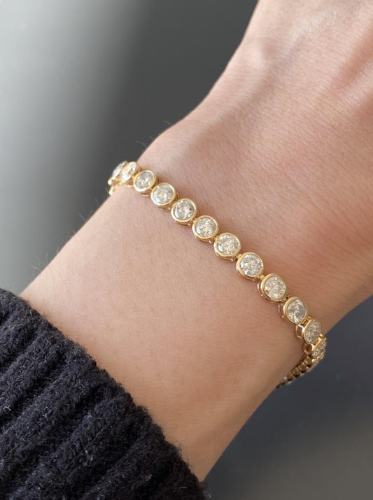 Bezel Tennis Diamond Bracelet