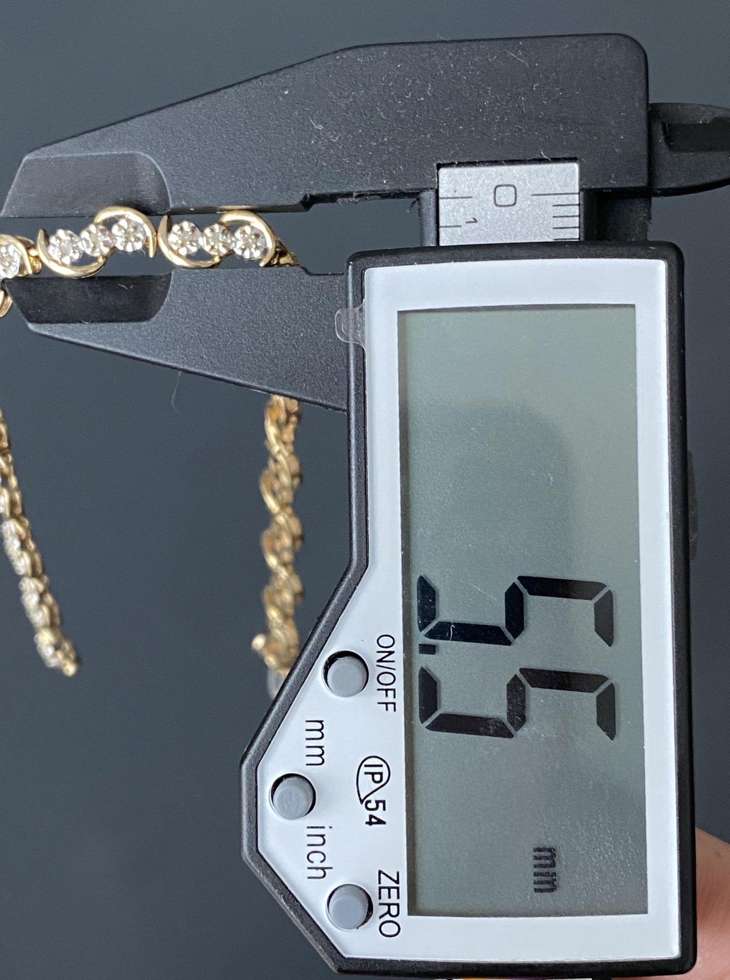 10K Vintage Diamond Bracelet