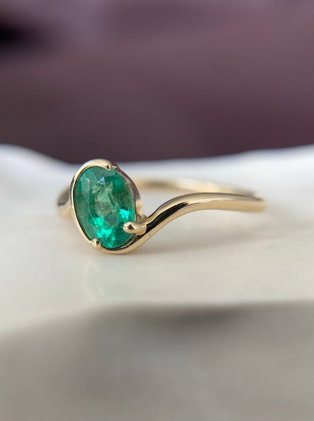 Emerald Wavy Pinky Ring