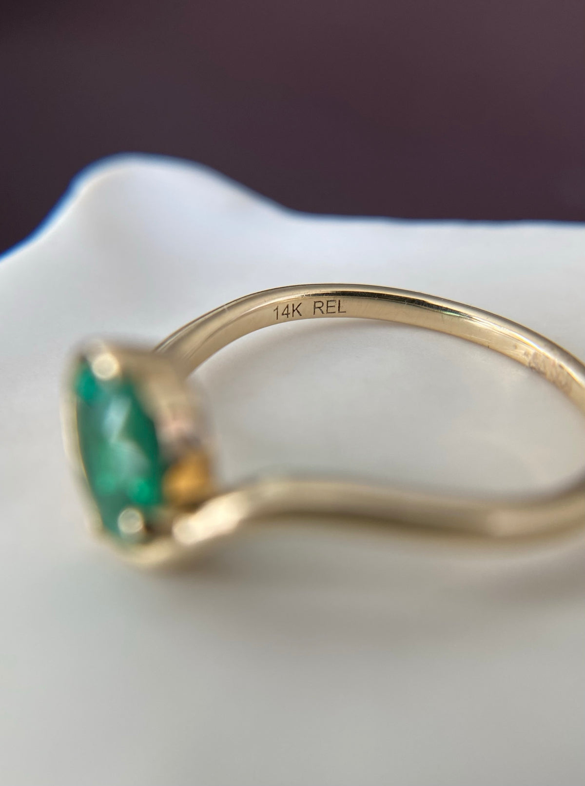 Emerald Wavy Pinky Ring