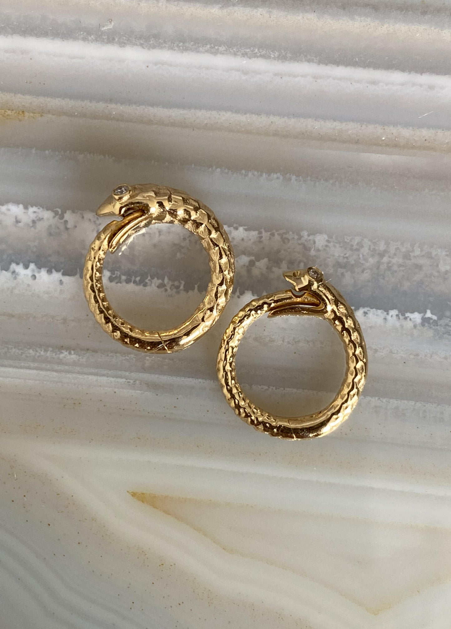 Thinner and Thicker Snake Connectors