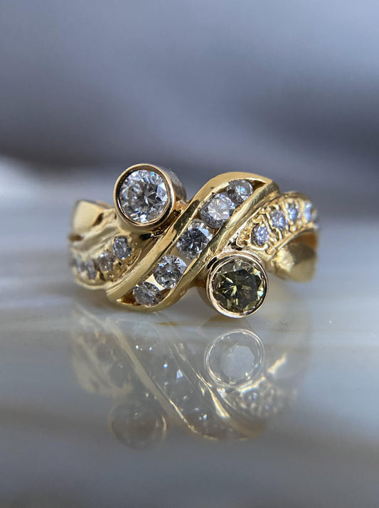 Vintage Green & White Diamond Ring