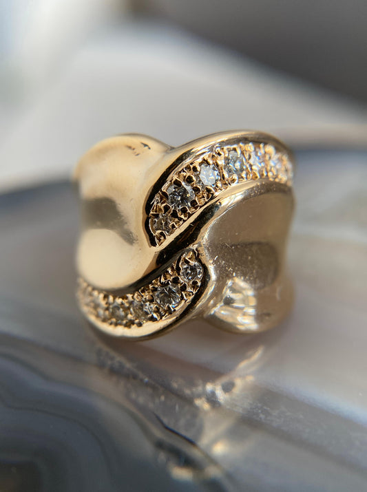 Statement Ring Band