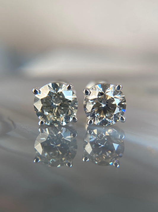 Natural Diamond Studs (2ct)