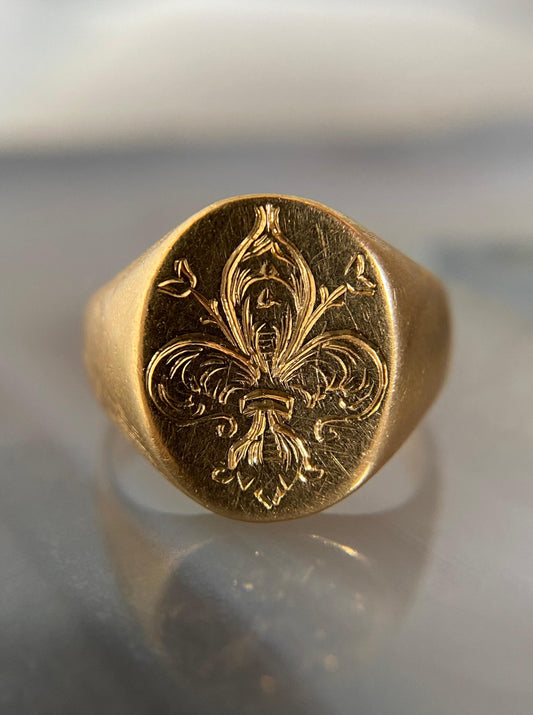 Vintage Fleur-De-Lis Signet Ring