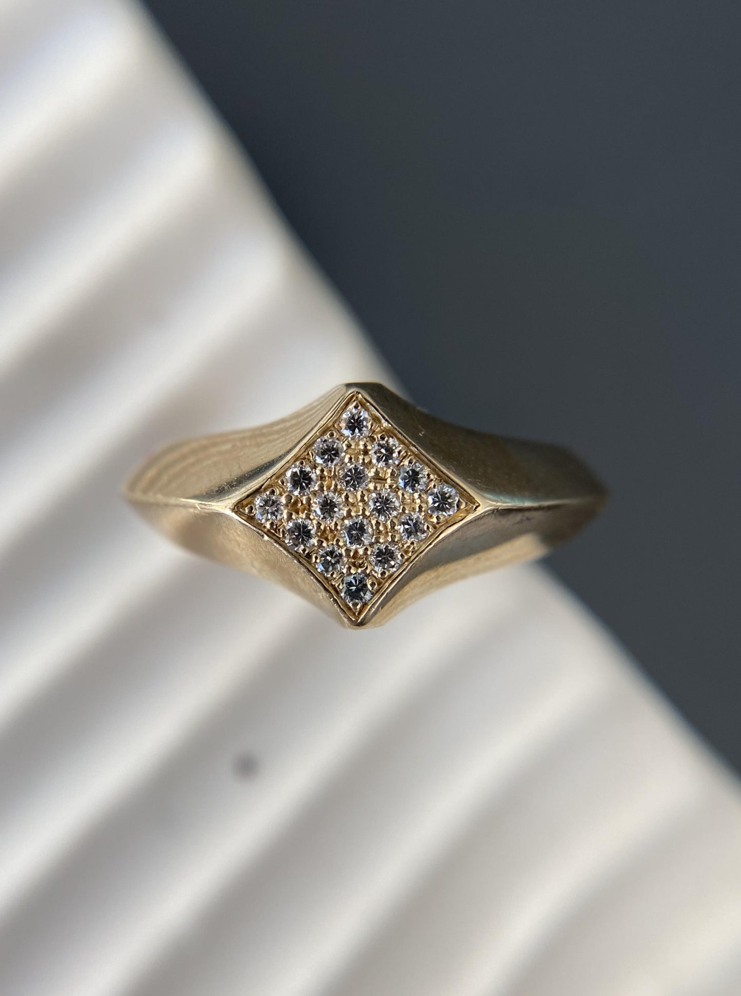 Statement Celestial Diamond Star Band