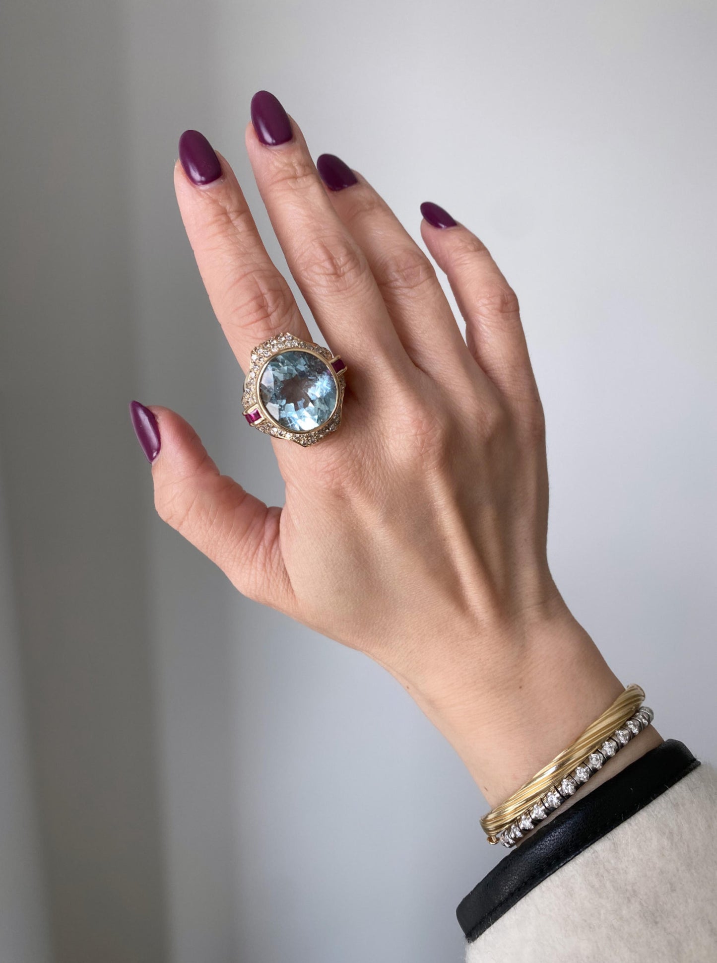 14K Estate Statement Aquamarine Submarine Ring