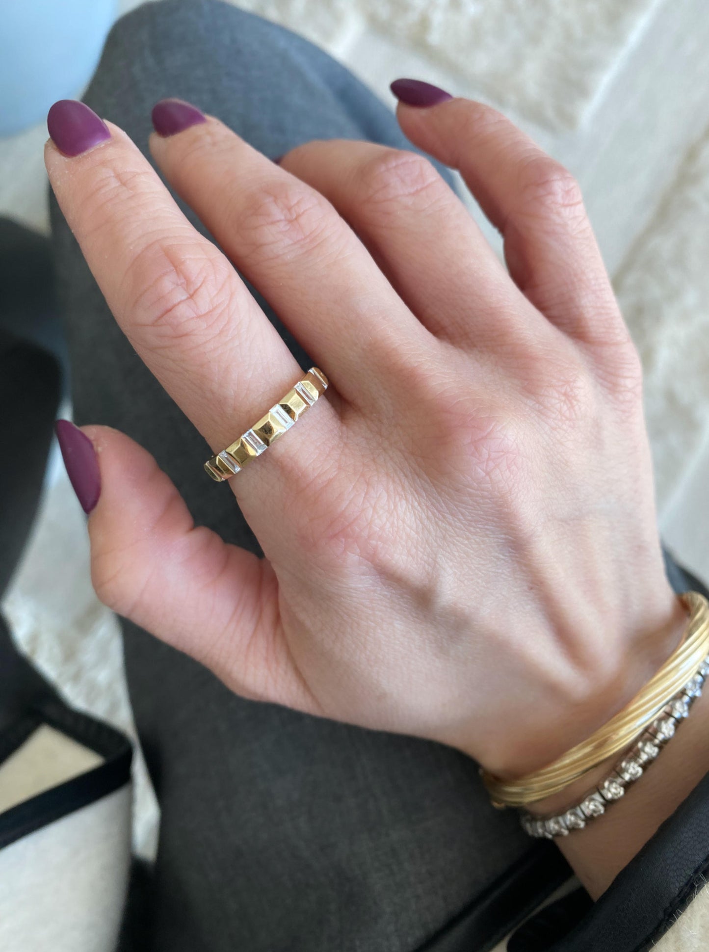 Estate Box scallop diamond Band